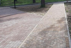 Памятник Новокшенову В.Ф., г. Ангарск,  парк ДК “Современник”