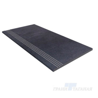 Ступень из керамогранита с насечками и завальцовкой 1200*295*10