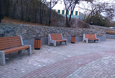 Сквер у памятника Челнокову