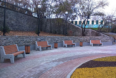 Сквер у памятника Челнокову