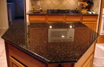 Гранитная плита 600*600*18 Ubatuba полированная